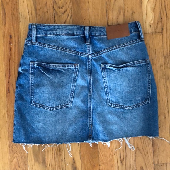 Denim Mini - Picture 2 of 2